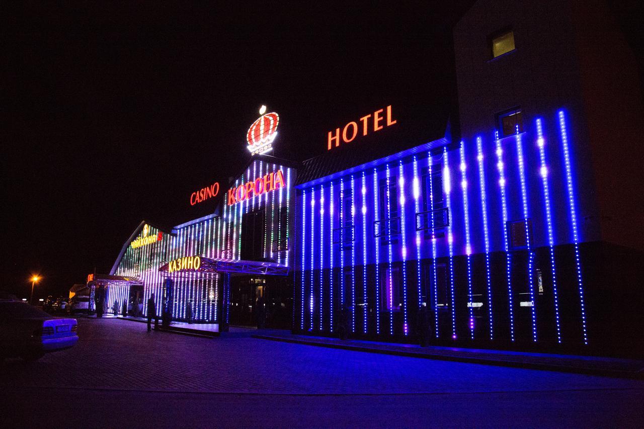 Krts Korona Hotel Sudilovichi Exterior photo